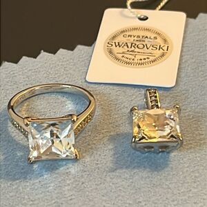 Swarovski Crystal Solitaire Princess Cut Engagement Ring set in Sterling Silver